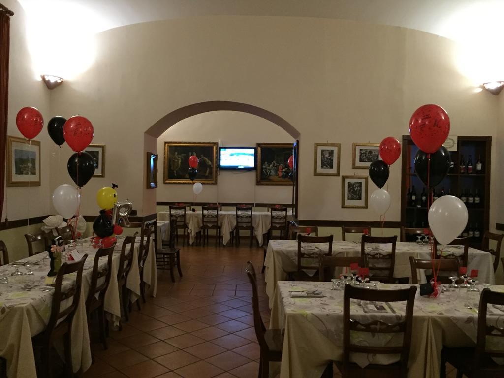 Hotel Ristorante Novecento Caserta Zewnętrze zdjęcie