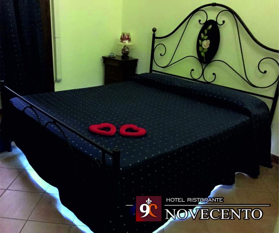 Hotel Ristorante Novecento Caserta Zewnętrze zdjęcie