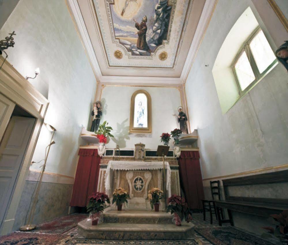 Hotel Ristorante Novecento Caserta Zewnętrze zdjęcie